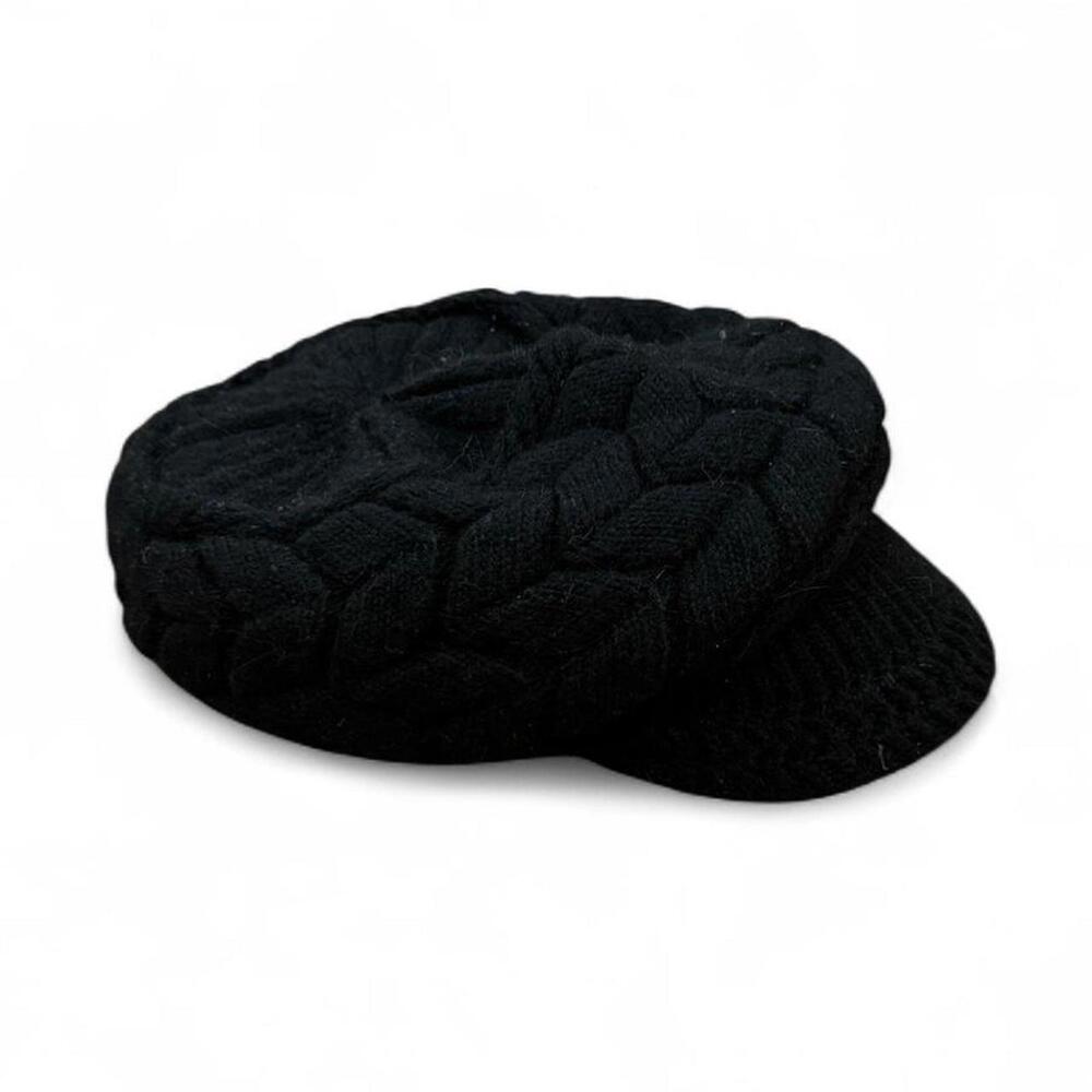 SOLD Black knit cabby hat